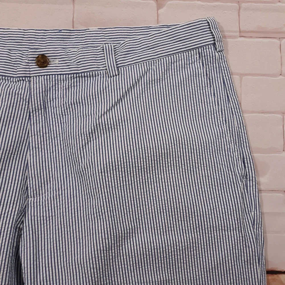 Brooks Brothers Chino Shorts Mens 38 x 10 White Blue Striped Cotton Flat Front